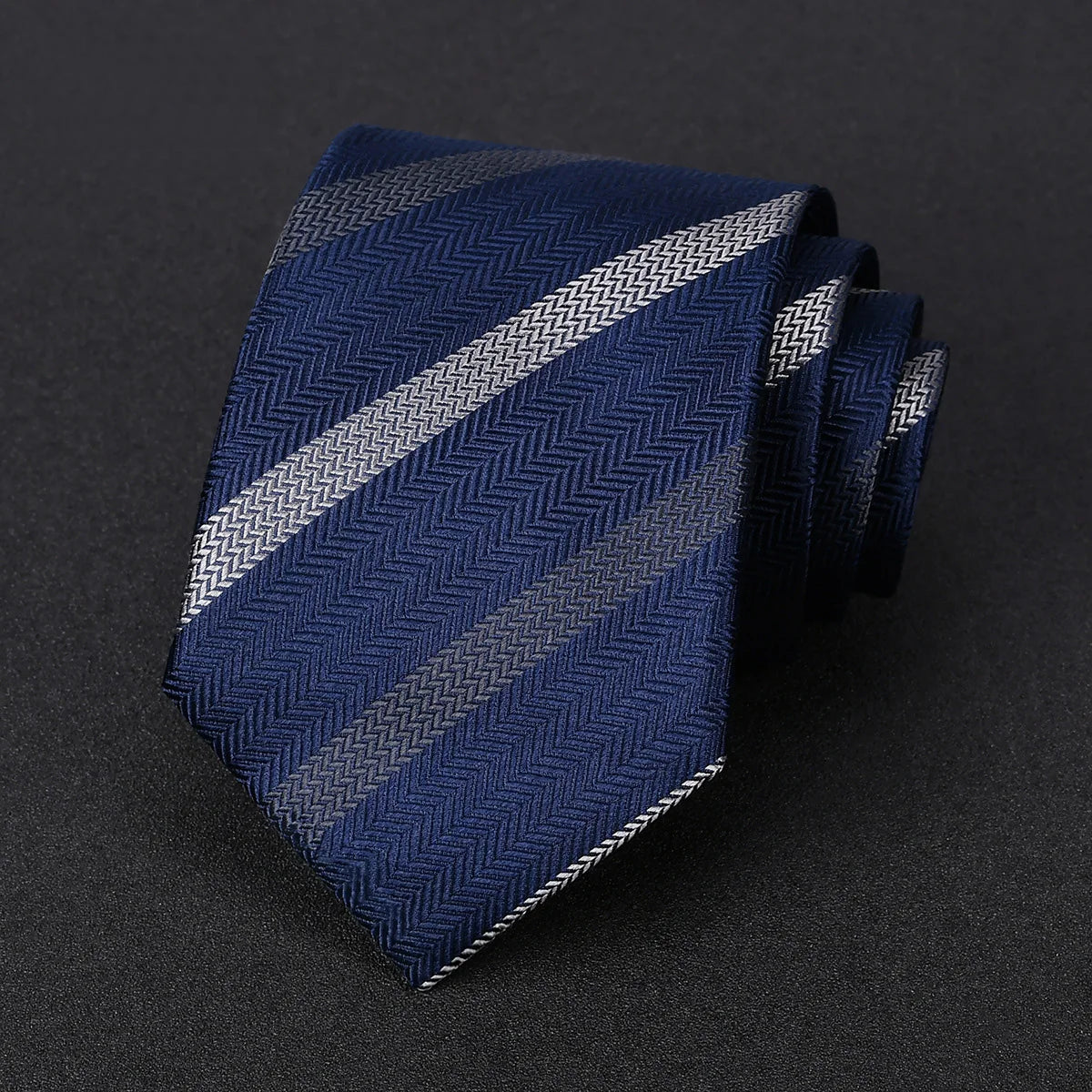 Éclatelle Elegant Silk Tie