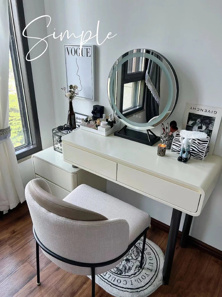 Éclatelle LED Vanity Mirror with Adjustable Brightness
