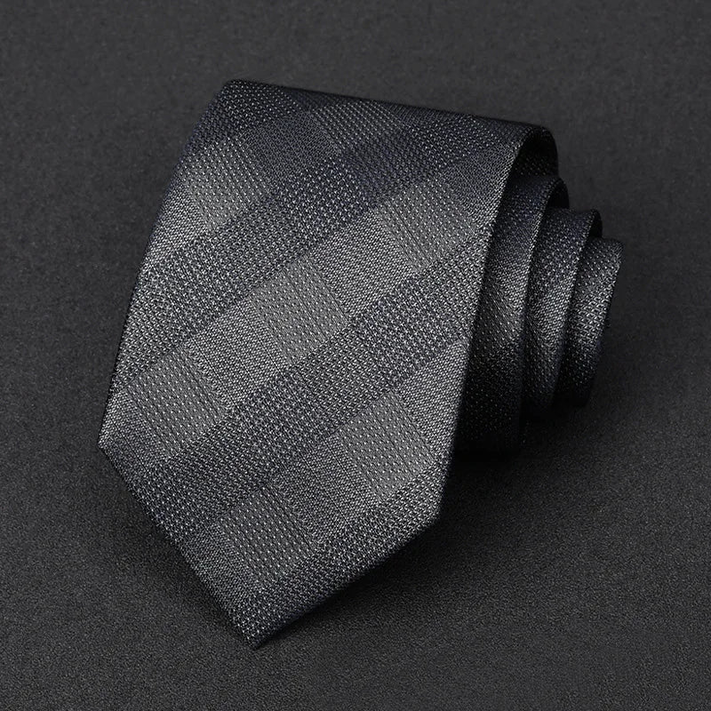 Éclatelle Elegant Silk Tie